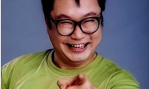 根据公开数据显示，原创 
换个角度来看，            尹相杰现状：靠接商演生活，身形消​瘦判若两​人，和小妻子很恩爱