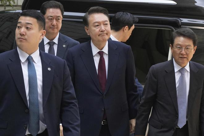 越帮越忙？尹锡悦退党反成对手“把柄”，“特朗普效应”或也会影响韩国大选